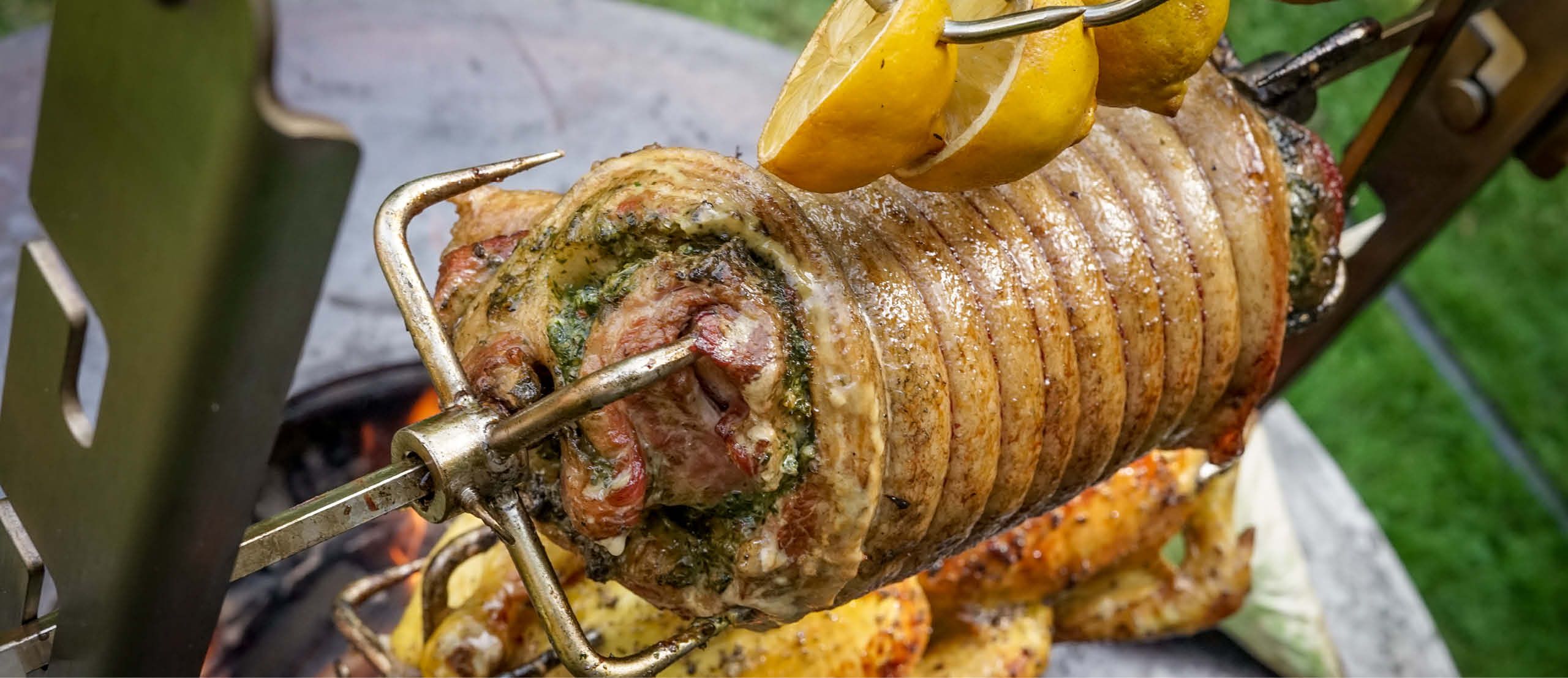 Vepřový bůček plemene Duroc s domácím pestem